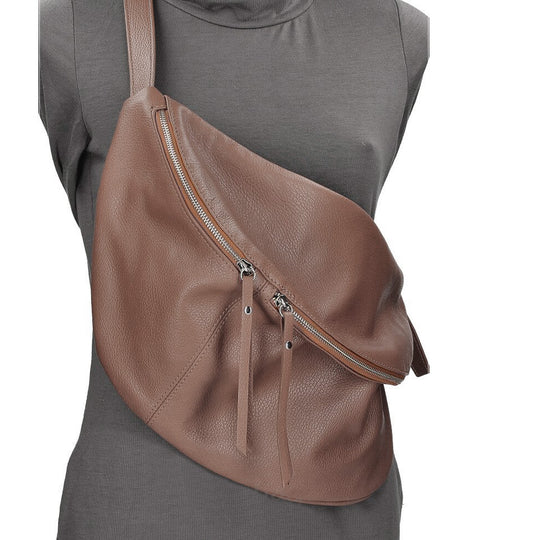 The Maxi Pouch Large Crossbody