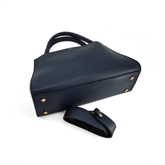 Kendall, our medium size leather bag