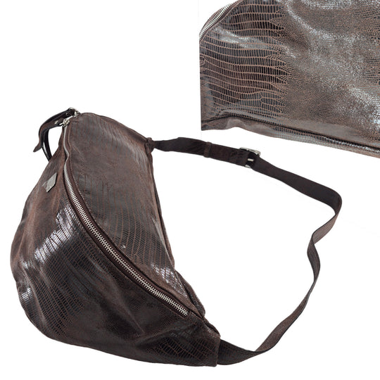 The Maxi Pouch Large Crossbody