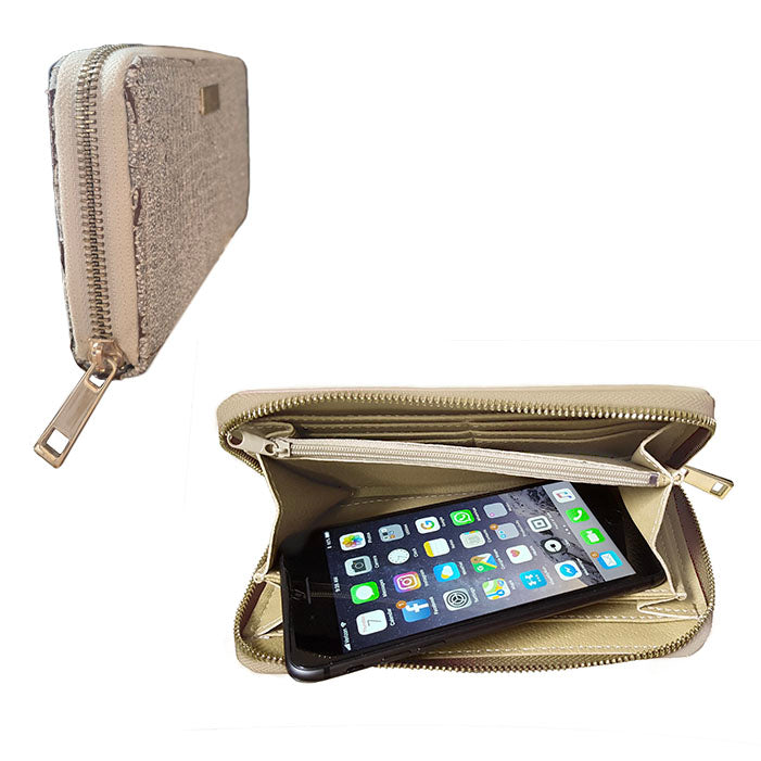 Leather wallets, traditional single compartment.